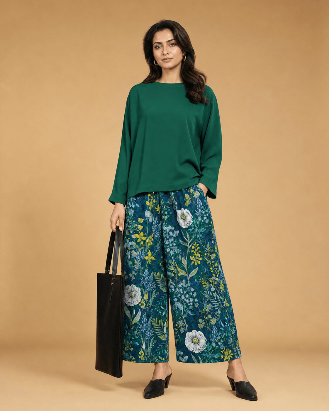 Regal Flow (Saree & Blouse)
